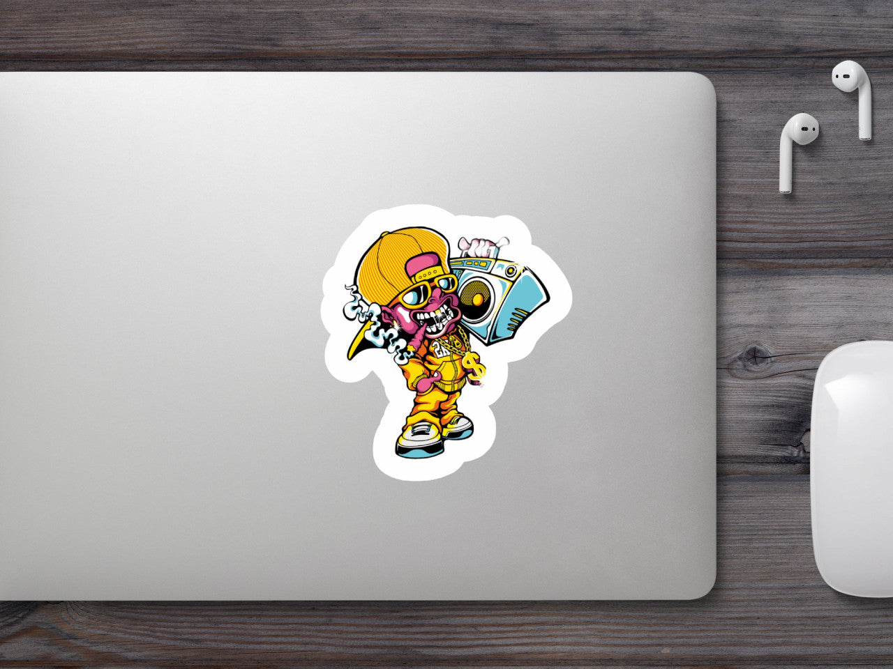 Set 4 bucati, Sticker decorativ, Baiatul cu radio, Rezistent la apa, NO8051, 10 cm, Multicolor