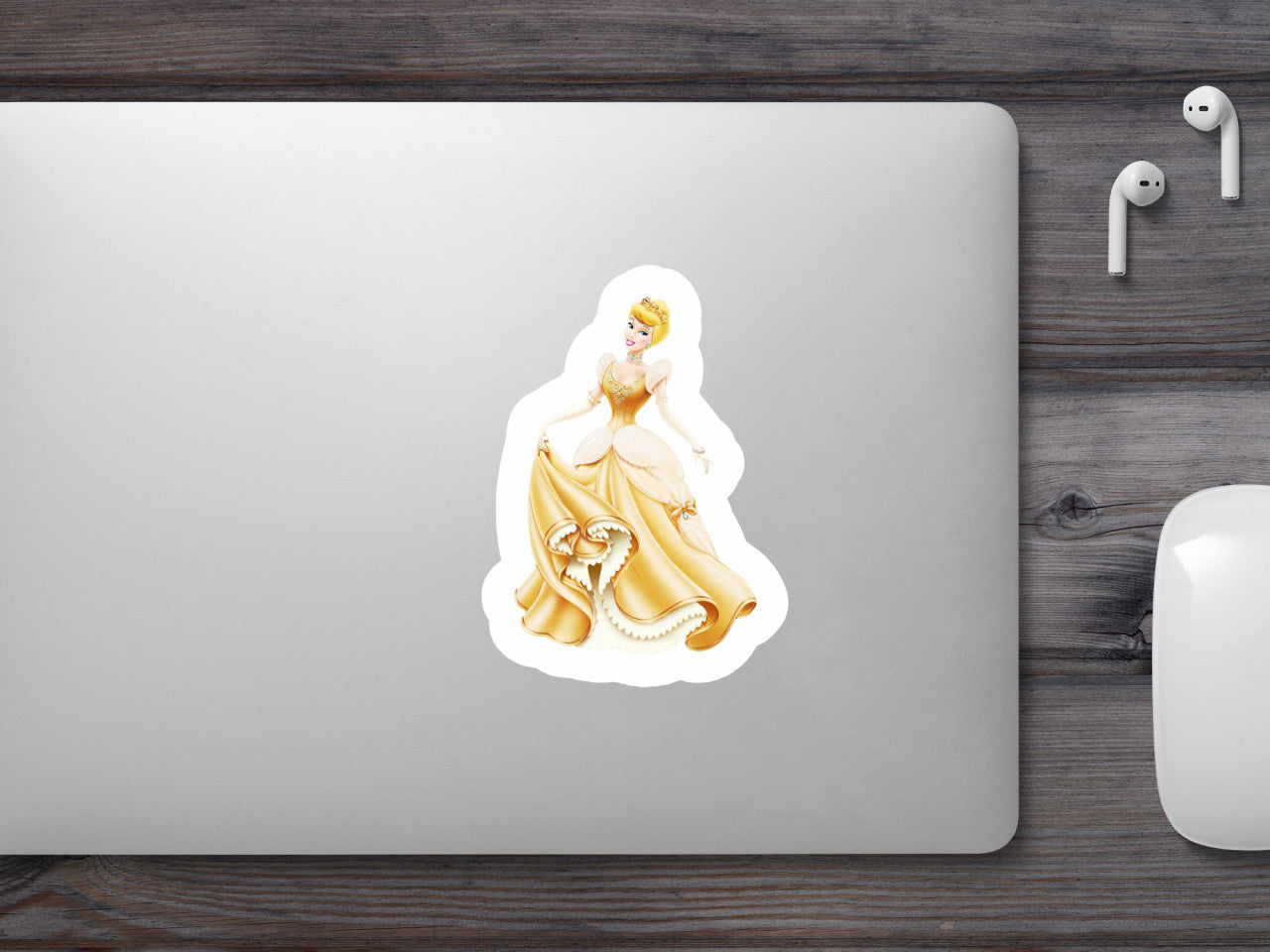 Set 4 bucati, Sticker decorativ, Cenusareasa pregatita de bal, Rezistent la apa, NO8789, 10 cm, Multicolor