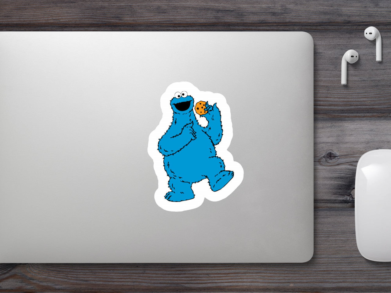 Set 4 bucati, Sticker decorativ, Cookie Monster Sesame Street mancand prajituri, Rezistent la apa, NO8888, 10 cm, Multicolor