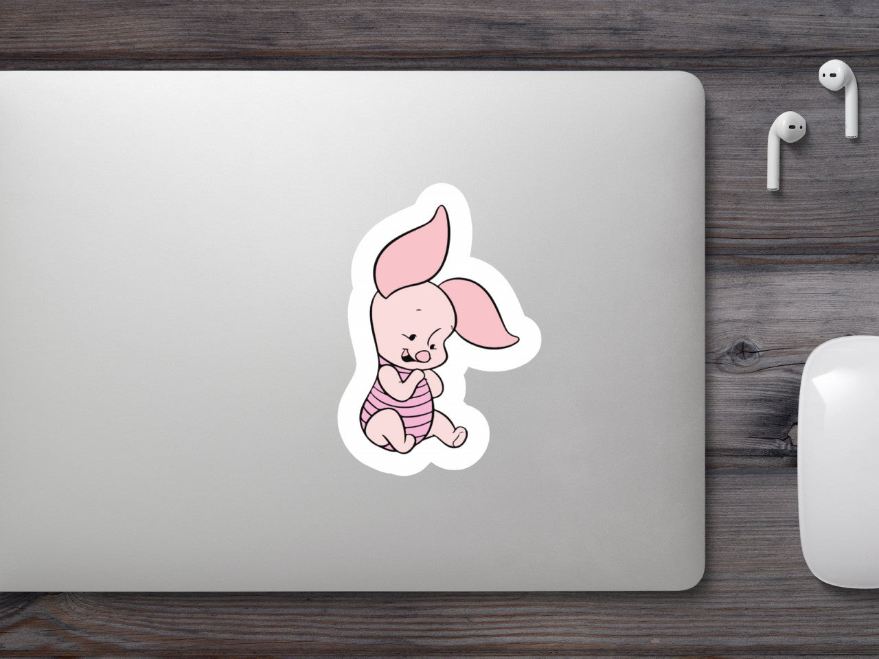 Set 4 bucati, Sticker decorativ, Copil Piglet Whinnie the Pooh, Rezistent la apa, NO8899, 10 cm, Multicolor