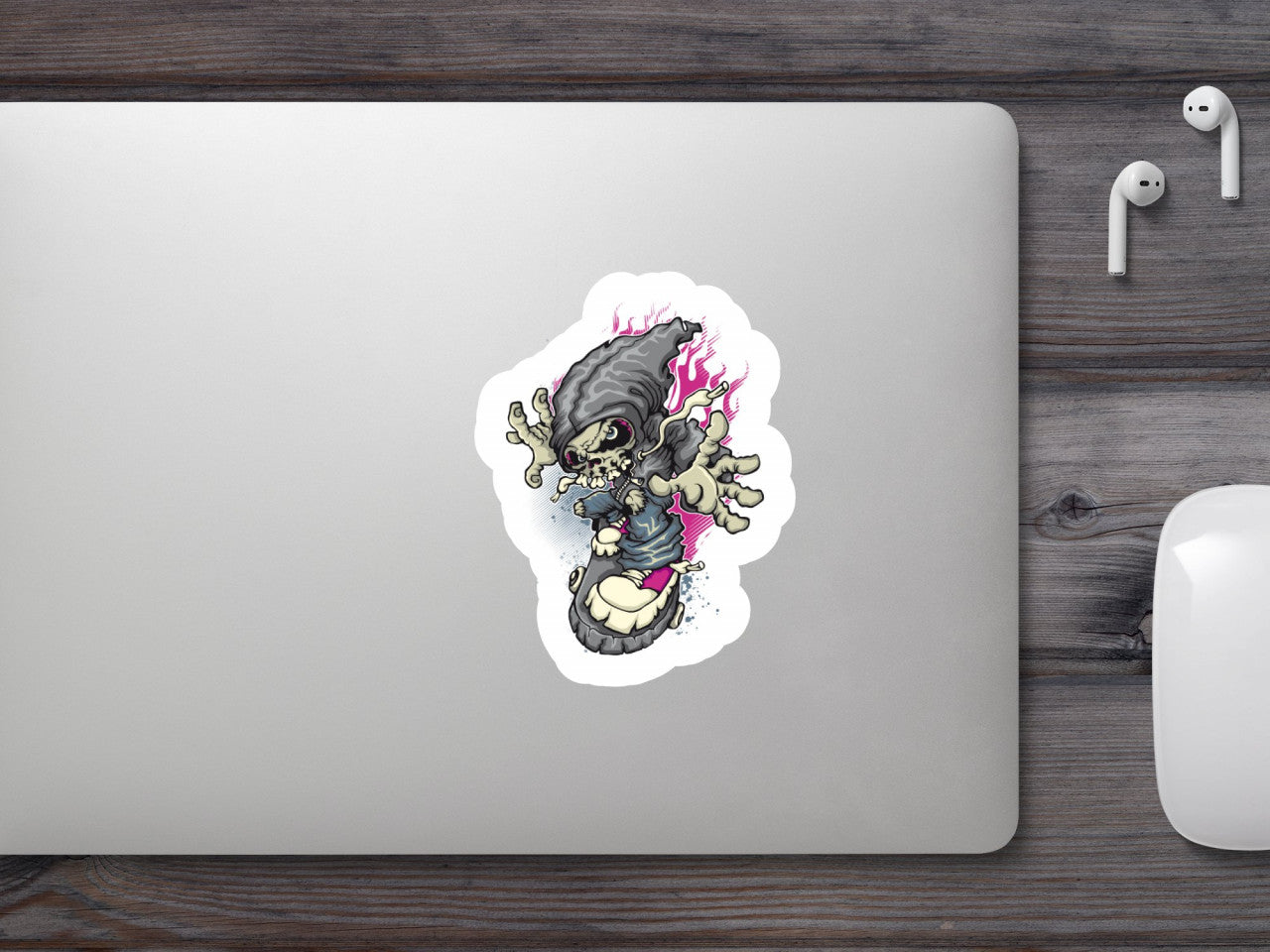 Set 4 bucati, Sticker decorativ, Cranii si oase, Rezistent la apa, NO8923, 10 cm, Multicolor