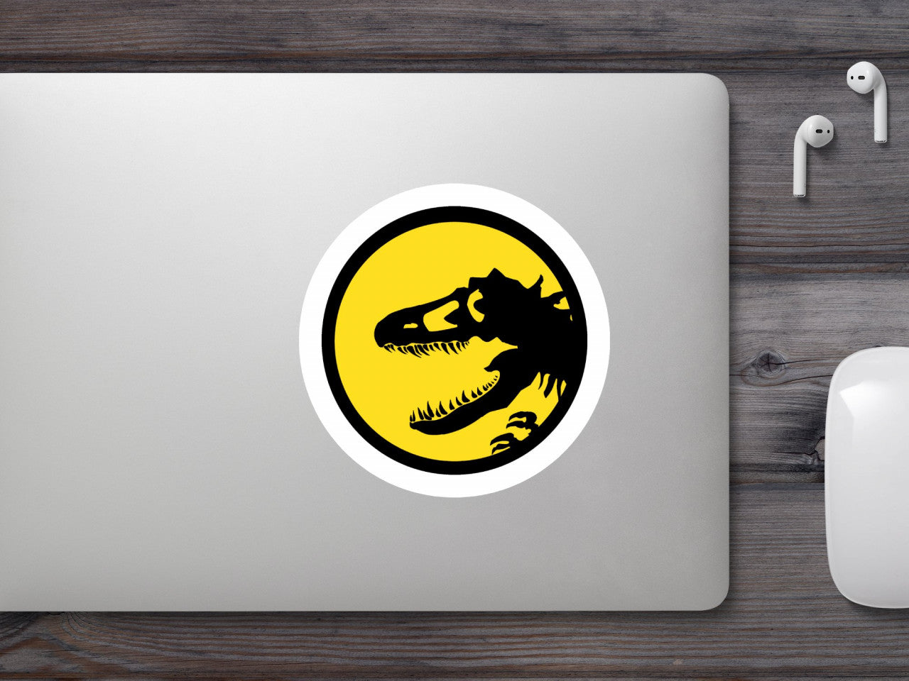 Set 4 bucati, Sticker decorativ, Jurassic Park schelete, Rezistent la apa, NO9829, 10 cm, Multicolor