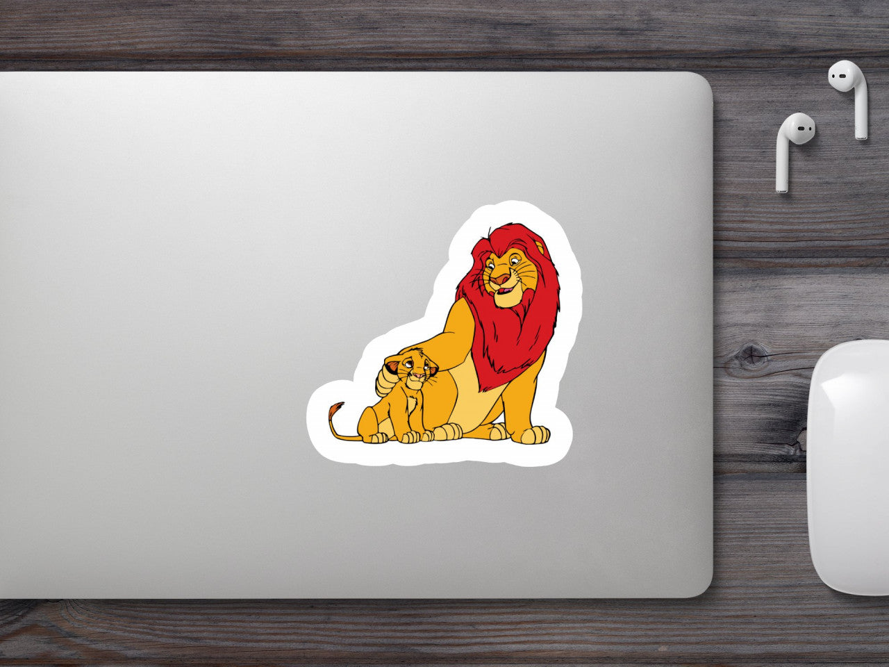 Set 4 bucati, Sticker decorativ, King Lion si Simba, Rezistent la apa, NO9846, 10 cm, Multicolor