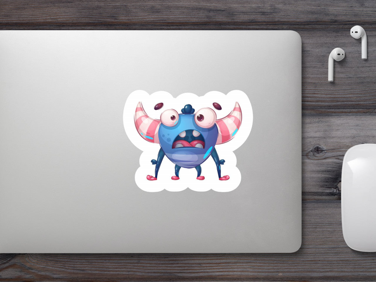 Set 4 bucati, Sticker decorativ, Monstru cu ochi mari si coarne, Rezistent la apa, NO8178, 10 cm, Multicolor