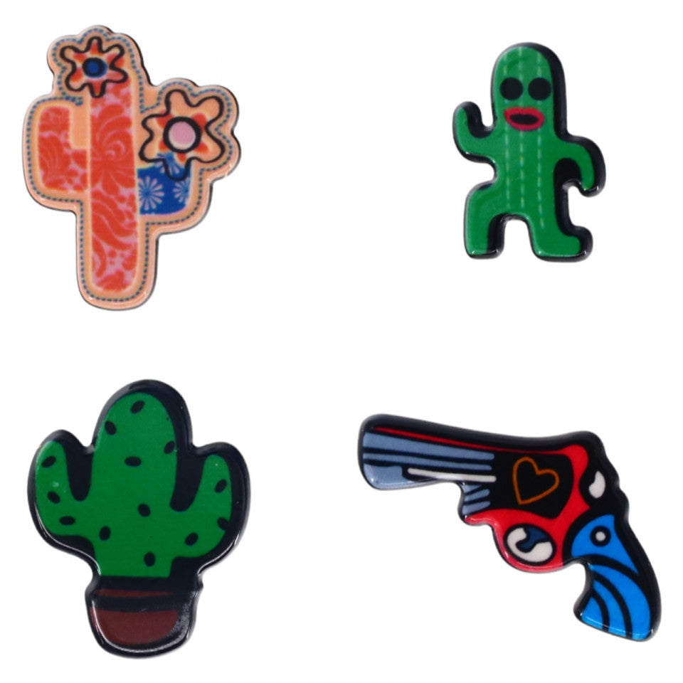 Set 4 insigne amuzante, Vestul salbatic, NO911, 3 cm, Multicolor
