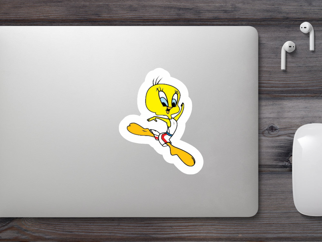 Set 5 bucati, Sticker decorativ, Disney Tweety atlet, Rezistent la apa, NO9042, 6 cm, Multicolor