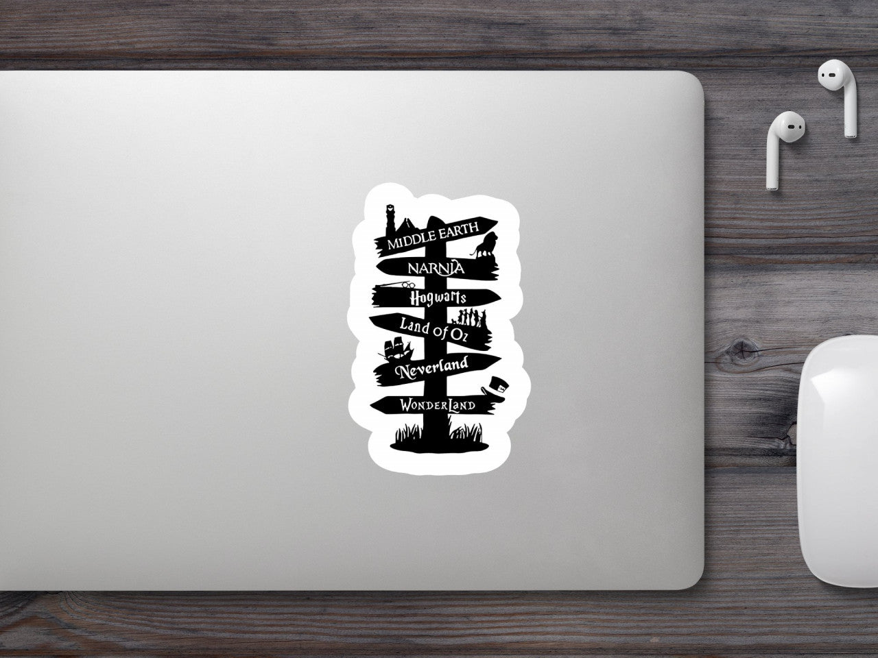 Set 5 bucati, Sticker decorativ, Harry Potter Fantasy Land, Rezistent la apa, NO9577, 6 cm, Multicolor