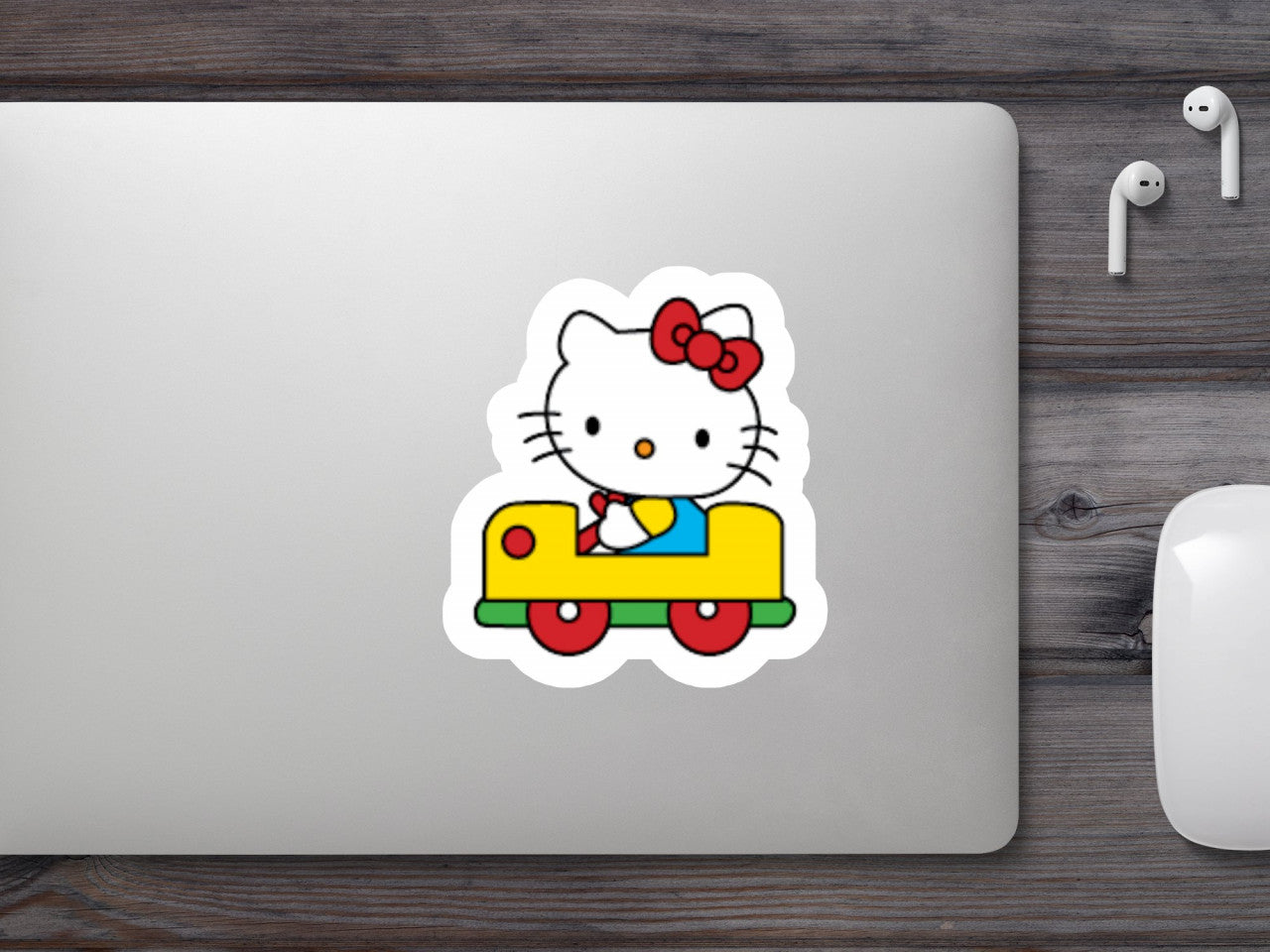 Set 5 bucati, Sticker decorativ, Hello Kitty cu masina, Rezistent la apa, NO9614, 6 cm, Multicolor