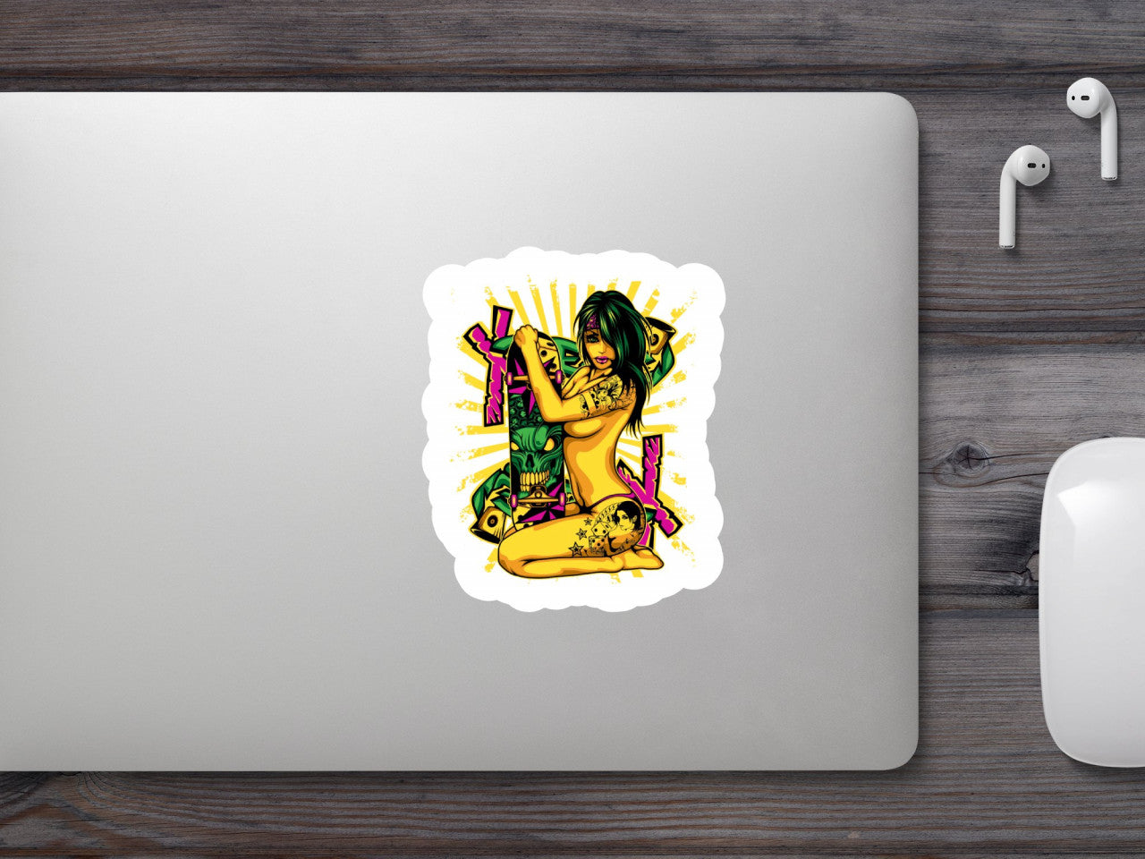 Set 5 bucati, Sticker decorativ, Skateboard si vise, Rezistent la apa, NO8409, 6 cm, Multicolor