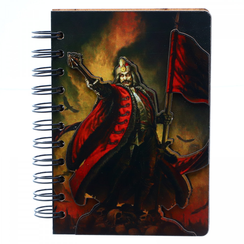 Agenda cu spirala, din lemn, Vlad Tepes Dracula cu steag pe cranii, 15 x 10,5 cm