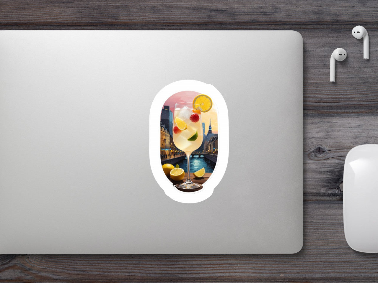Set 3 bucati, Sticker decorativ, Cocktail frantuzesc cu felie de lamaie, Rezistent la apa, NO577, 6 cm, Multicolor
