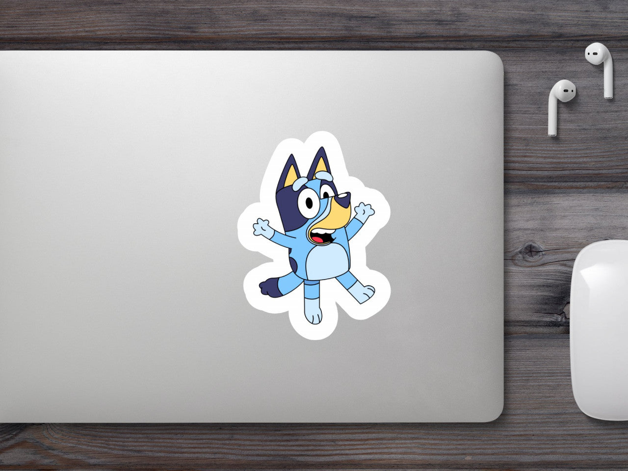 Set 4 bucati, Sticker decorativ, Bluey Christine Heeler fericit, Rezistent la apa, NO8589, 10 cm, Multicolor