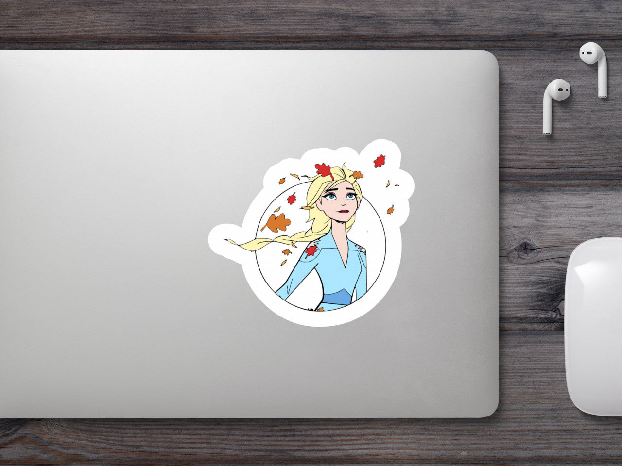 Set 4 bucati, Sticker decorativ, Frozen Elsa toamna, Rezistent la apa, NO9361, 10 cm, Multicolor