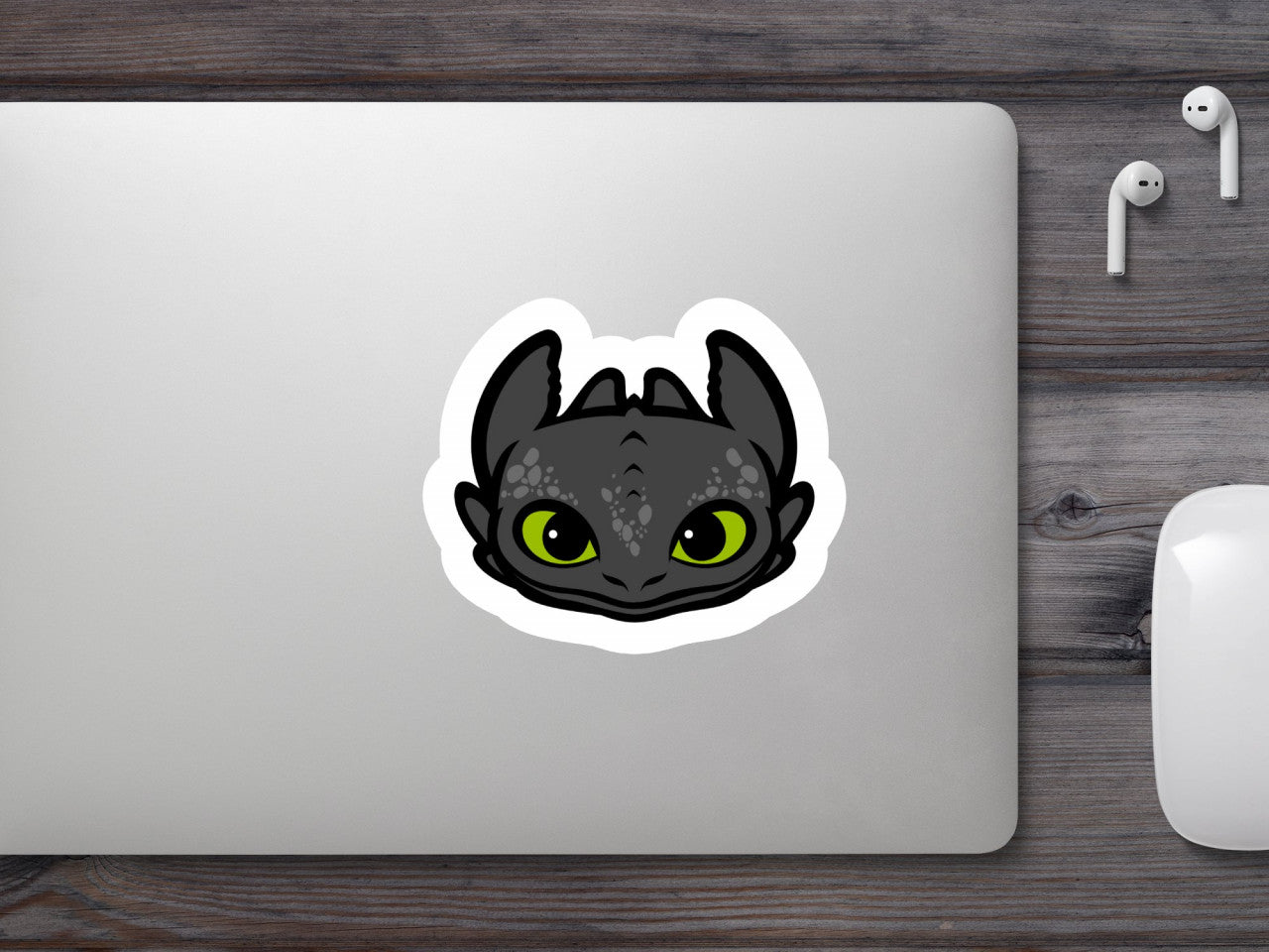 Set 4 bucati, Sticker decorativ, How to Train Your Dragon Furia nocturna 2, Rezistent la apa, NO9679, 10 cm, Multicolor