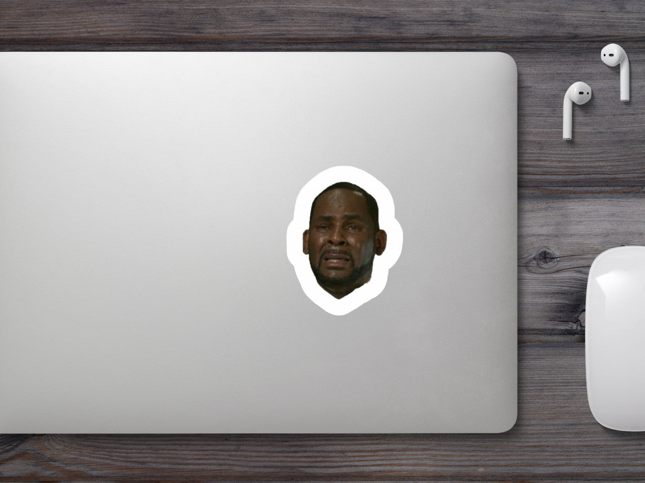 Set 4 bucati, Sticker decorativ, Meme R Kelly suparat si cu ochii in lacrimi, Rezistent la apa, NO10056, 10 cm, Multicolor