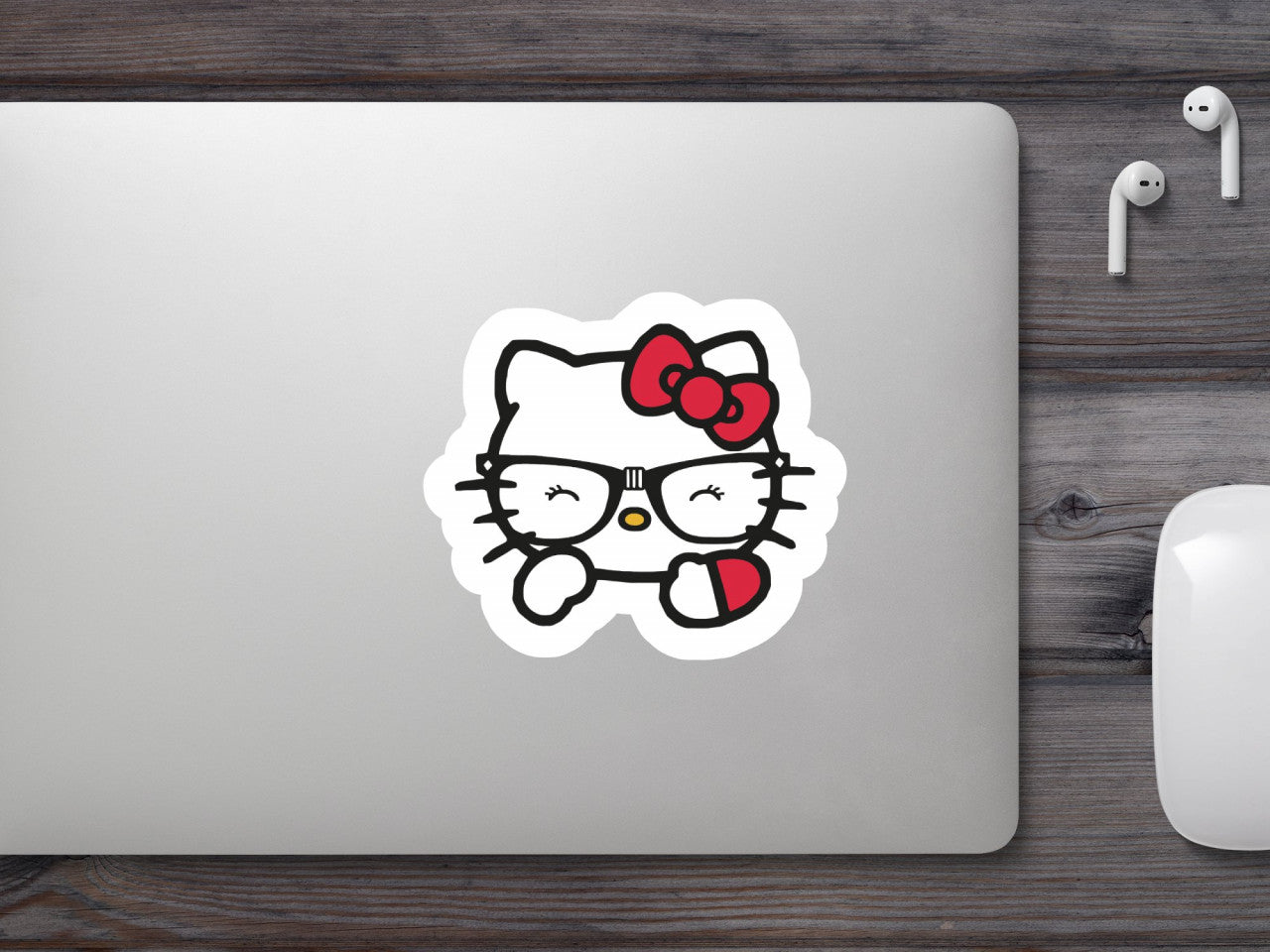 Set 5 bucati, Sticker decorativ, Hello Kitty cu ochelari si funda, Rezistent la apa, NO9616, 6 cm, Multicolor