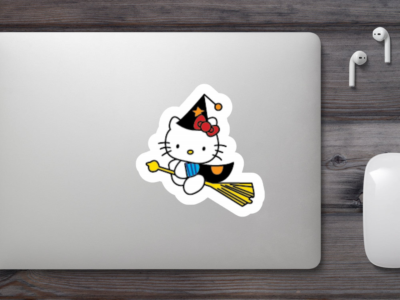 Set 5 bucati, Sticker decorativ, Hello Kitty este vrajitoare, Rezistent la apa, NO9627, 6 cm, Multicolor