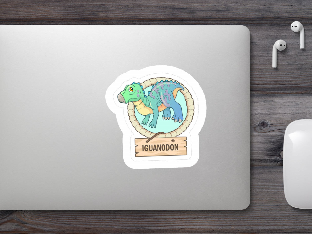 Set 5 bucati, Sticker decorativ, Iguanodon dinozaur, Rezistent la apa, NO9732, 6 cm, Multicolor