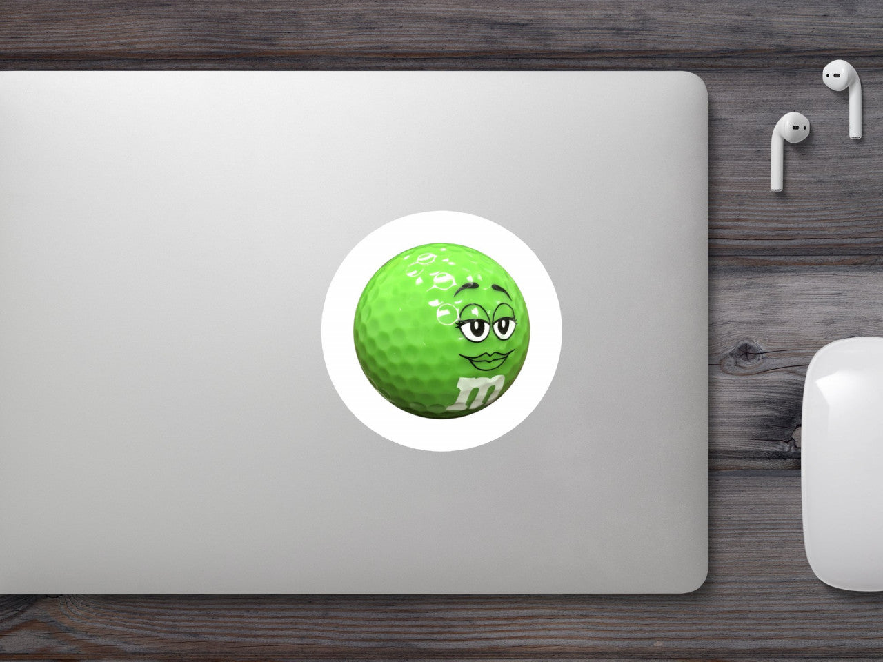 Set 5 bucati, Sticker decorativ, Meme M&M's Golf Balls fata confuza, Rezistent la apa, NO10037, 6 cm, Multicolor