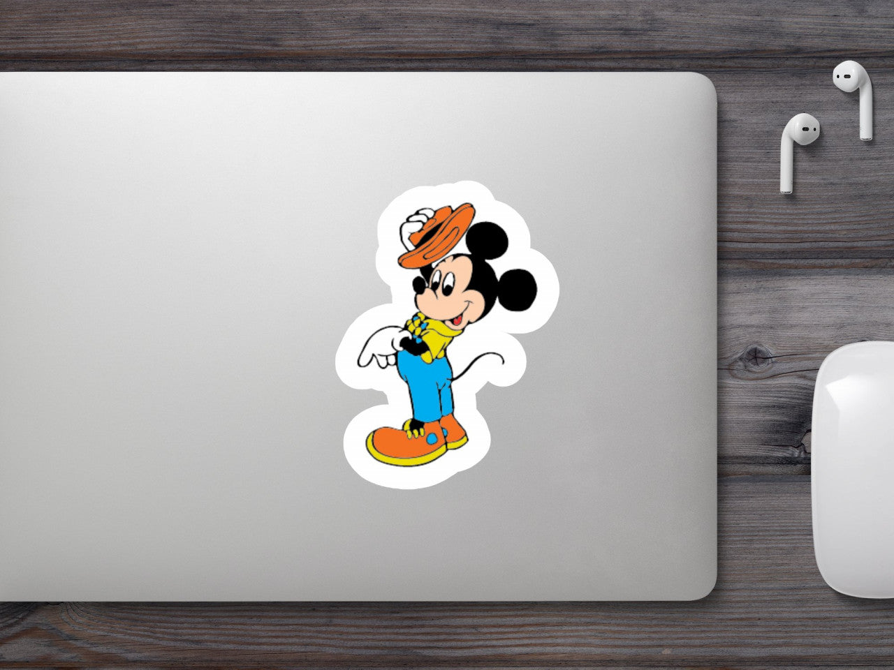 Set 5 bucati, Sticker decorativ, Mickey Mouse te saluta, Rezistent la apa, NO8120, 6 cm, Multicolor