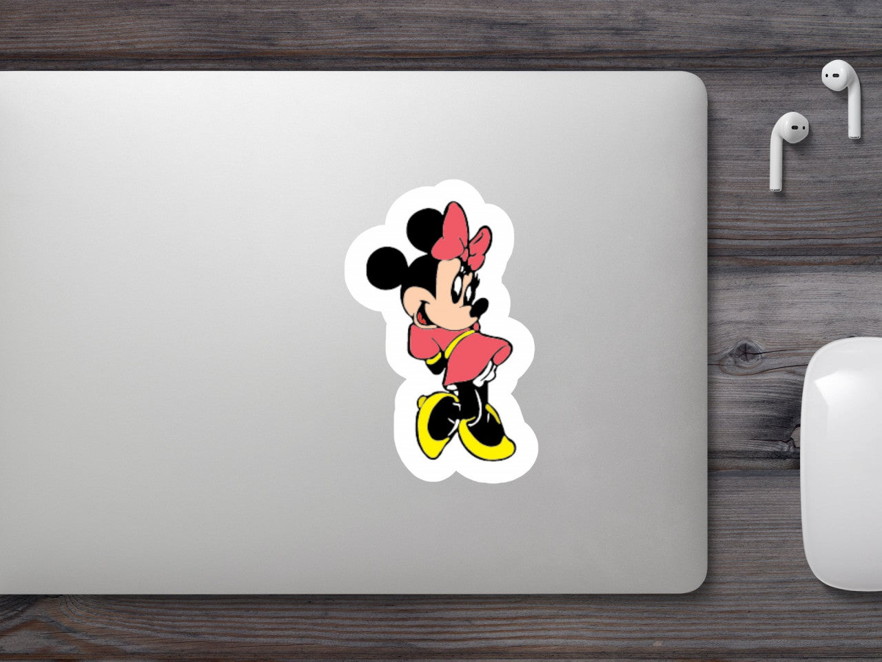 Set 5 bucati, Sticker decorativ, Minnie Mouse cu pantofi, Rezistent la apa, NO8149, 6 cm, Multicolor