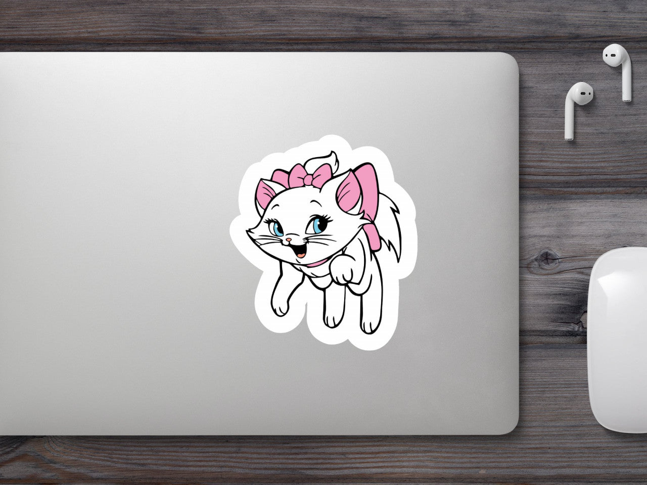 Set 5 bucati, Sticker decorativ, The Aristocats Marie fericita, Rezistent la apa, NO8938, 6 cm, Multicolor