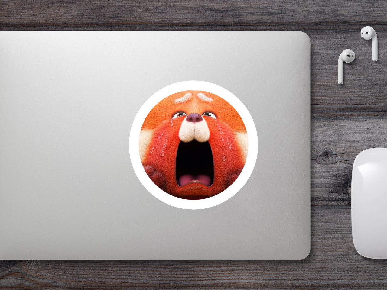 Set 5 bucati, Sticker decorativ, Turning Red Panda Mei plangand in hohote, Rezistent la apa, NO10223, 6 cm, Multicolor